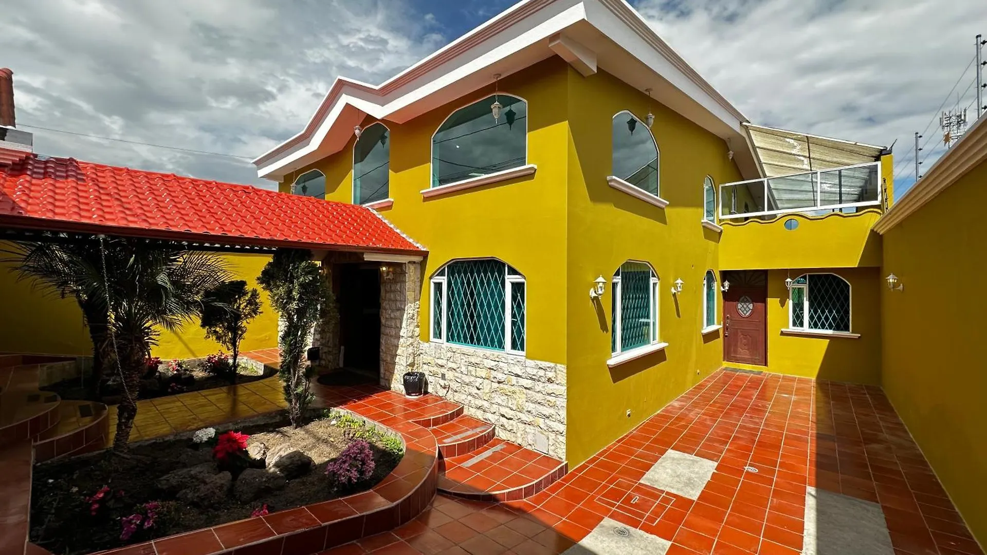 Villa Lujosa Casa Cerca Del Aeropuerto En Tumbaco, En Quito Ecuador