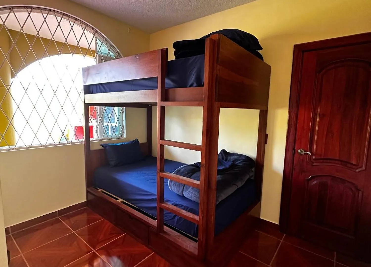 Ferienhaus Villa Lujosa Casa Cerca Del Aeropuerto En Tumbaco, En Quito