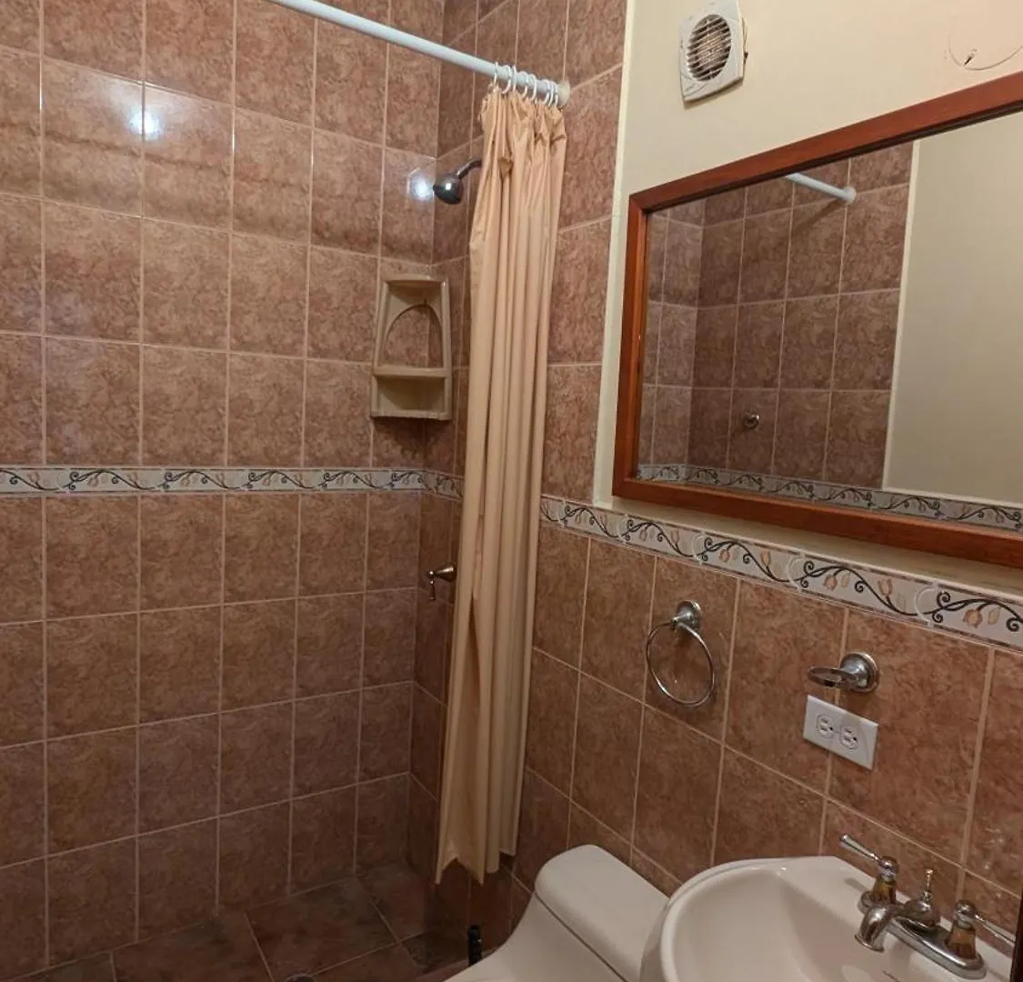 Villa Lujosa Casa Cerca Del Aeropuerto En Tumbaco, En Quito Ferienhaus