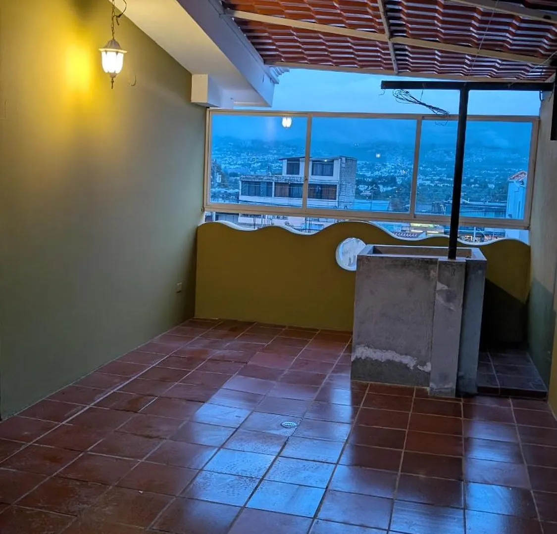 فيلا Lujosa Casa Cerca Del Aeropuerto En Tumbaco, En كويتو